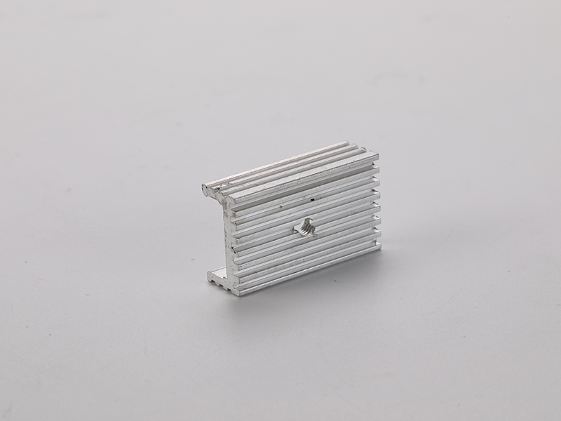 散熱器材質(zhì)的區(qū)分_深圳散熱片廠家